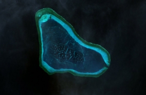 Scarborough_Shoal_Landsat