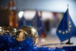 ▲欧州議会からの「クリスマスと新年の挨拶」(欧州議会の公式サントから)